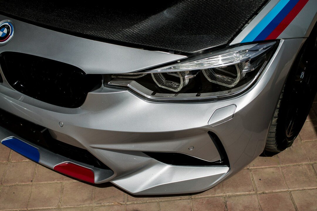 car after a minor car accident