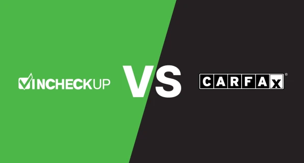 le concept de comparaison des rapports VinCheckUp et Carfax sur l'historique des véhicules