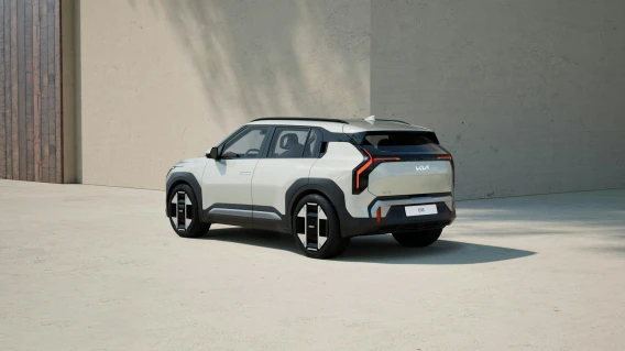 Midsize Kia SUV